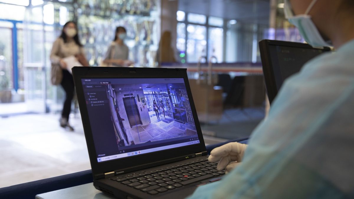 Čína prodala do škol v USA laptopy původem z táborů nucených prací